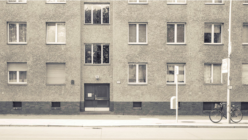 No One Is Happy And No One Has Woes [&copy; Robert Berghoff]