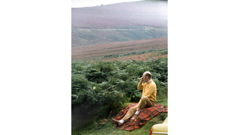 o.T. (Geoffrey on his blanket) [&copy; Robert Berghoff]